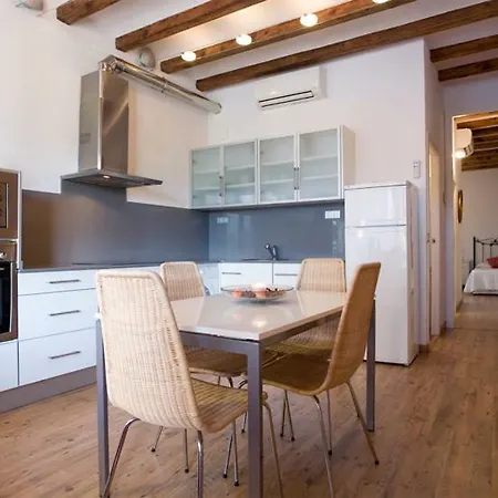 Olympic Village Apartamento